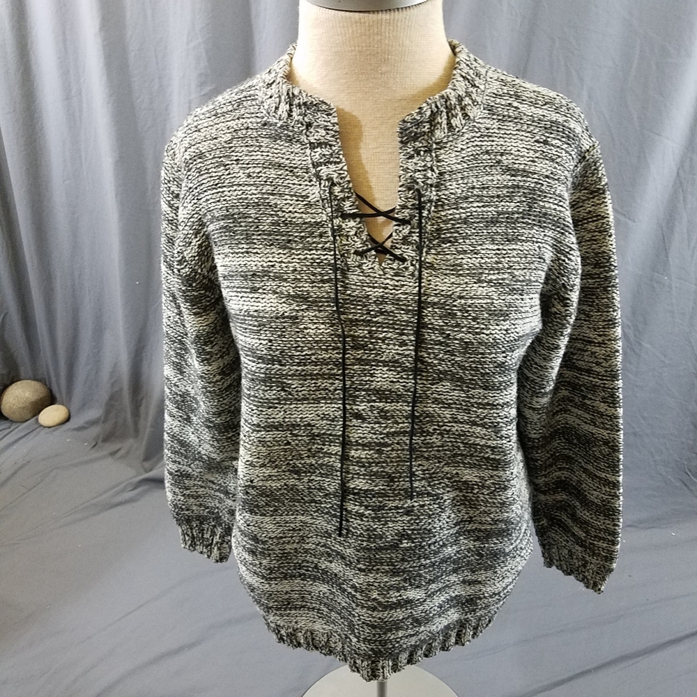 Pullover Sweater Black And White Long Sleeve Lace Up Front Size Large